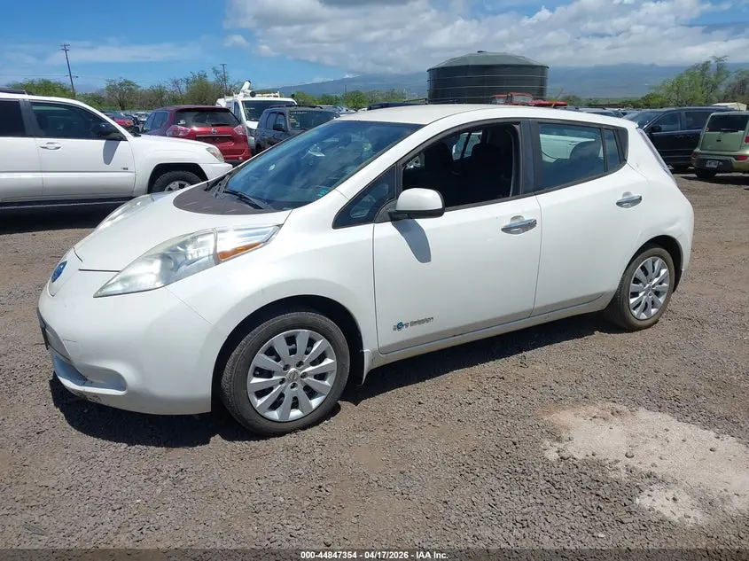 2016 NISSAN LEAF S