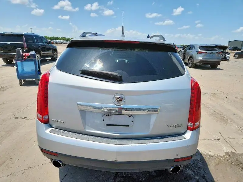 2010 CADILLAC SRX   