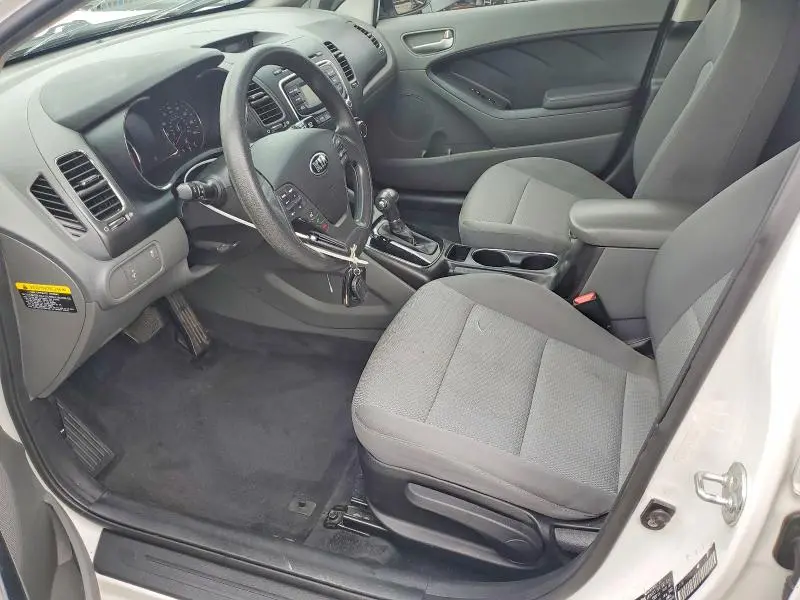 2018 KIA FORTE LX  