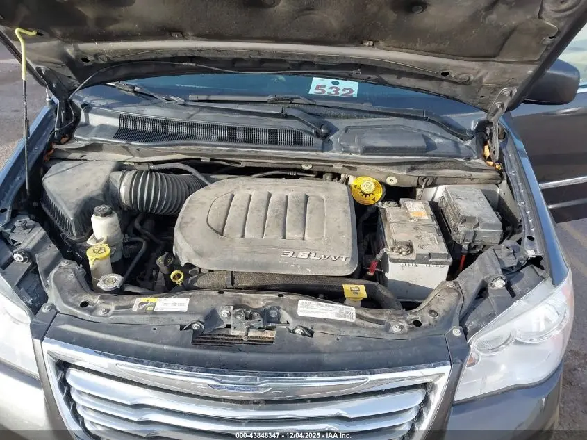 2016 CHRYSLER TOWN & COUNTRY TOURING