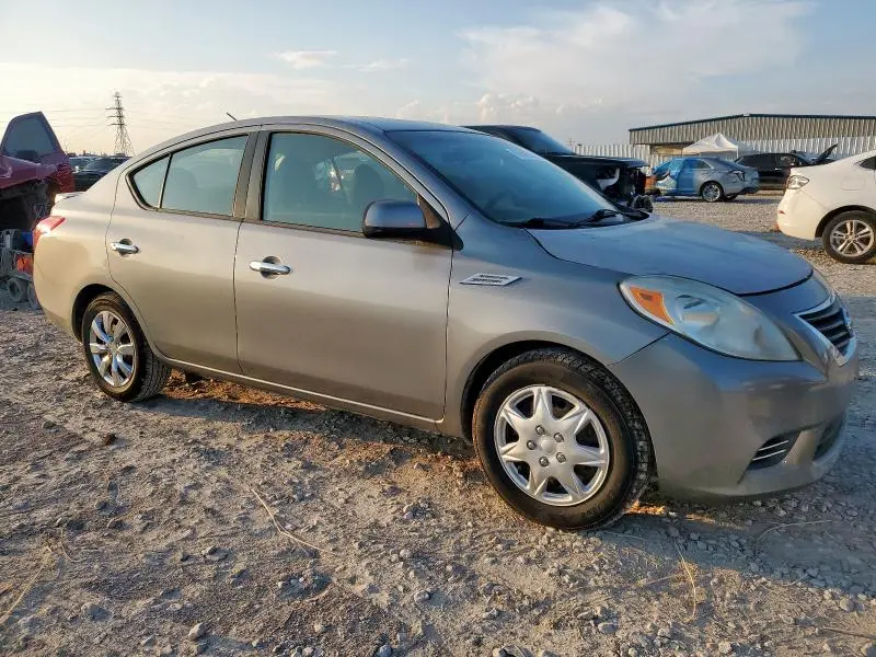 2013 NISSAN VERSA S  