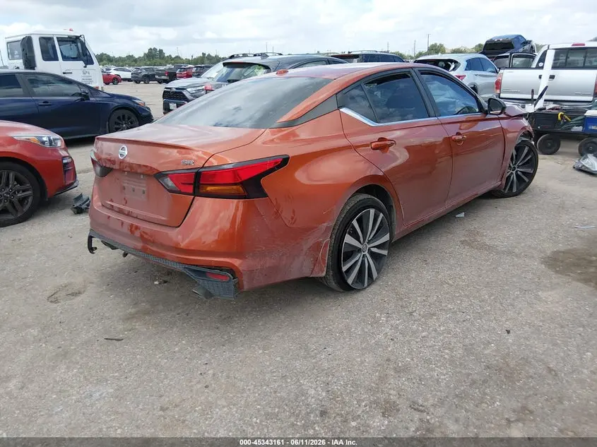 2020 NISSAN ALTIMA SR FWD