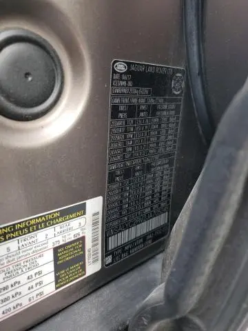 2018 LAND ROVER RANGE ROVER VELAR SE  