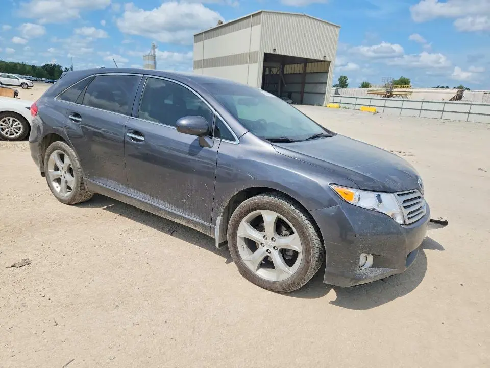 2010 TOYOTA VENZA AWD V6  