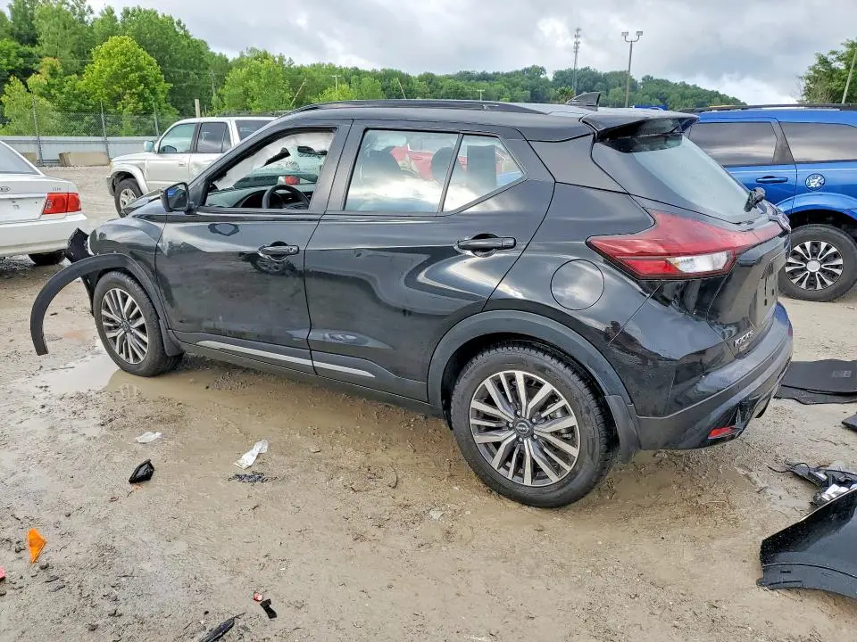 2024 NISSAN KICKS SR  