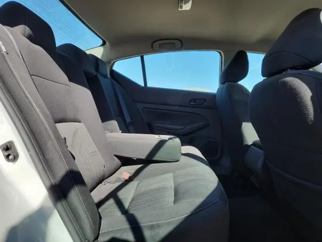 2023 NISSAN ALTIMA SV  