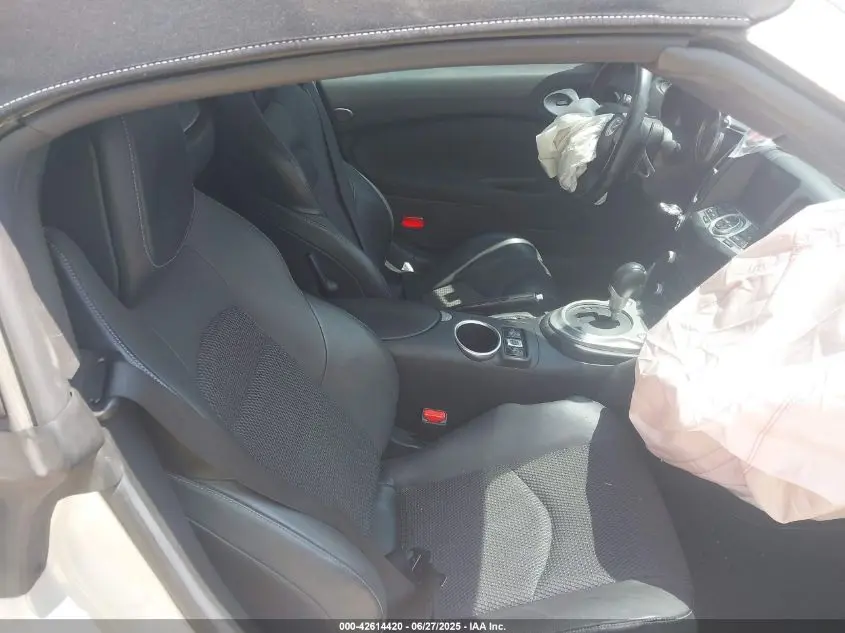 2017 NISSAN 370Z TOURING