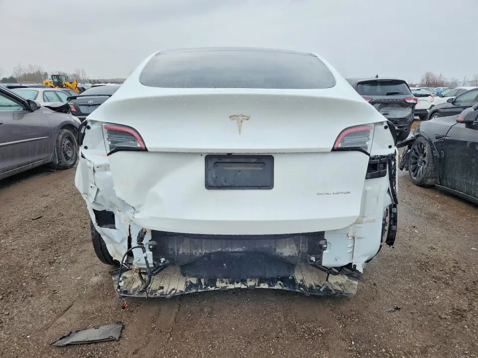 2022 TESLA MODEL Y   