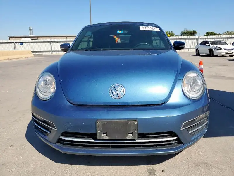 2018 VOLKSWAGEN BEETLE S  