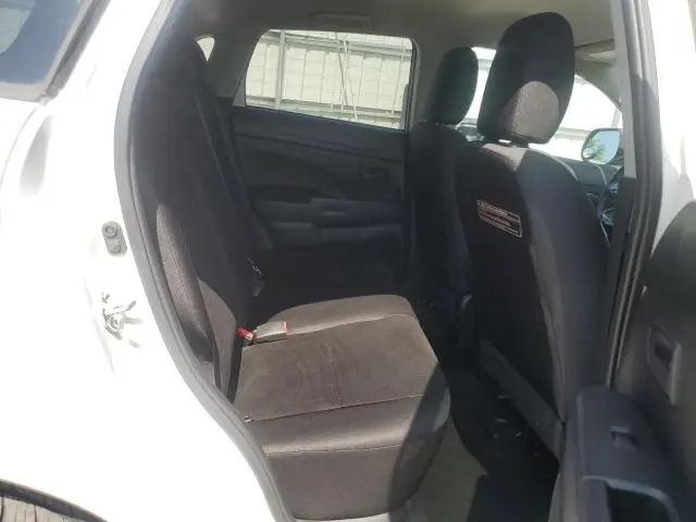 2013 MITSUBISHI OUTLANDER SPORT ES  