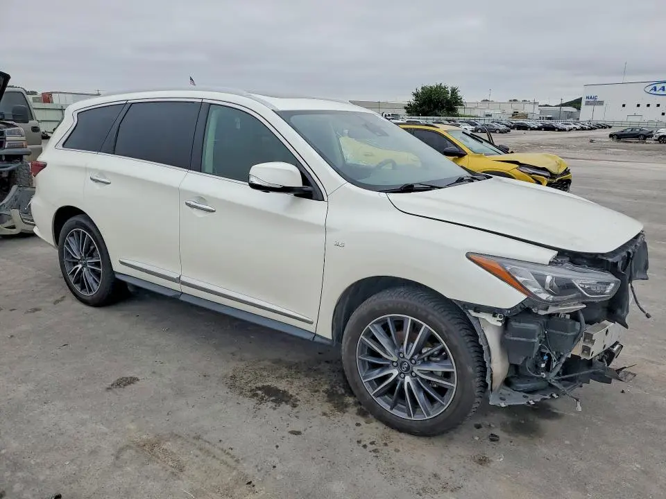 2020 INFINITI QX60 LUXE  