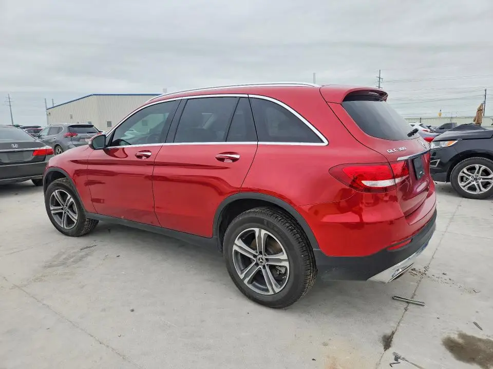 2019 MERCEDES-BENZ GLC 300  