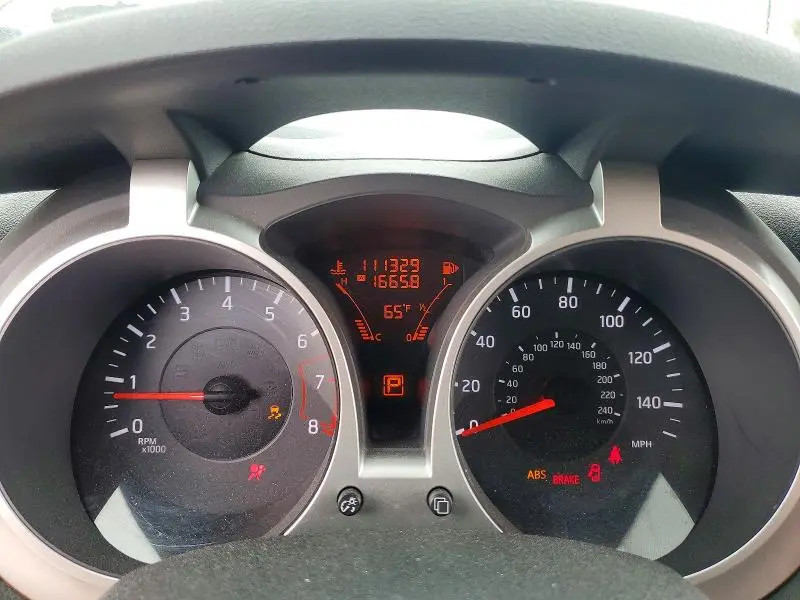 2011 NISSAN JUKE S  