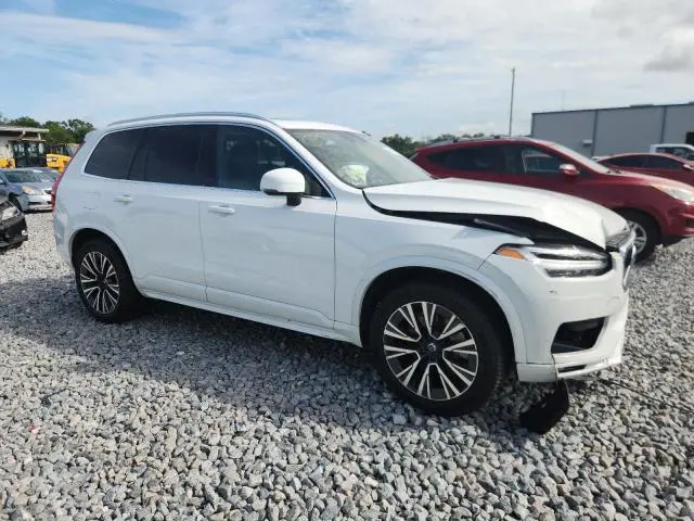 2022 VOLVO XC90 T6 MOMENTUM  
