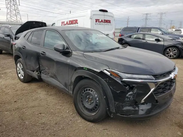 2025 CHEVROLET TRAX LS  