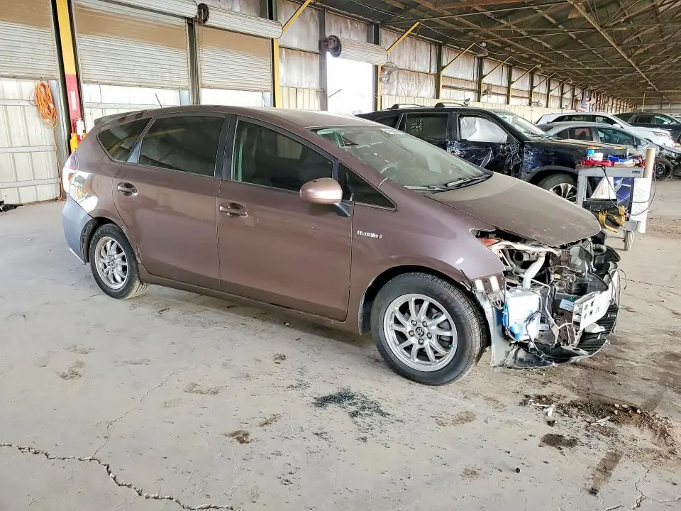 2016 TOYOTA PRIUS V THREE  