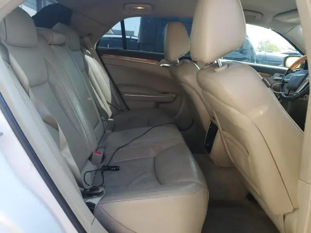 2012 CHRYSLER 300C   