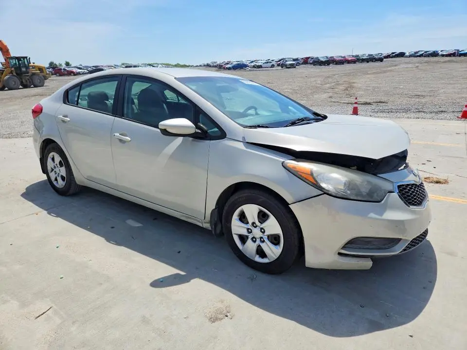 2015 KIA FORTE LX  