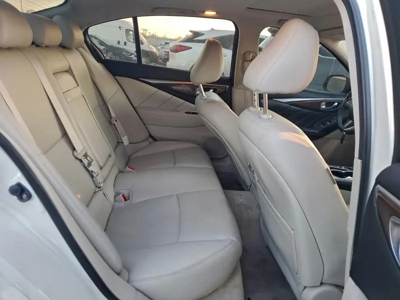 2014 INFINITI Q50 BASE  
