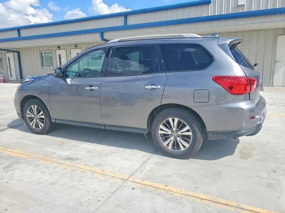 2019 NISSAN PATHFINDER SL  