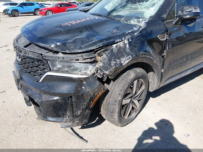 2022 KIA SORENTO S