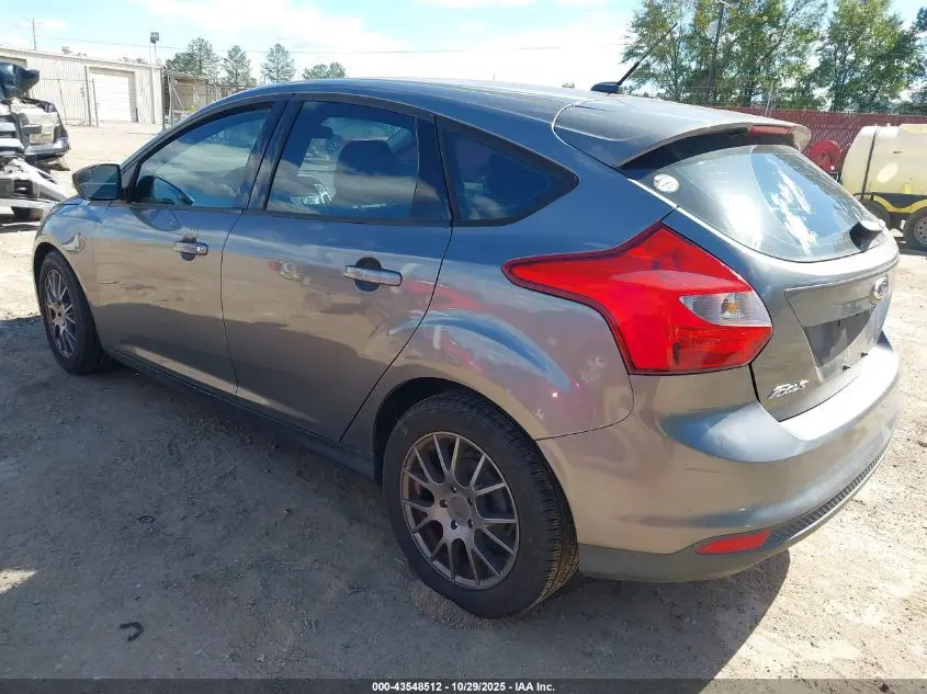 2013 FORD FOCUS SE