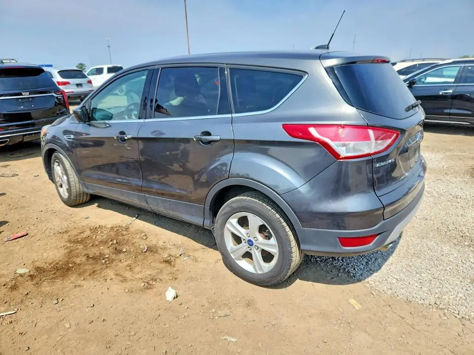 2015 FORD ESCAPE SE  