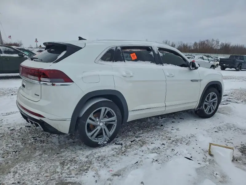 2024 VOLKSWAGEN ATLAS CROSS SPORT SEL R-LINE  