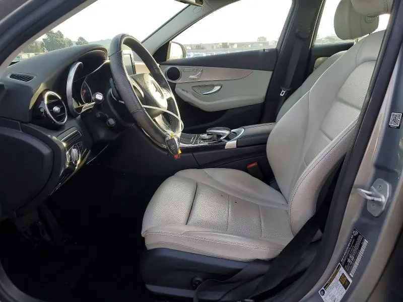 2016 MERCEDES-BENZ C 300  