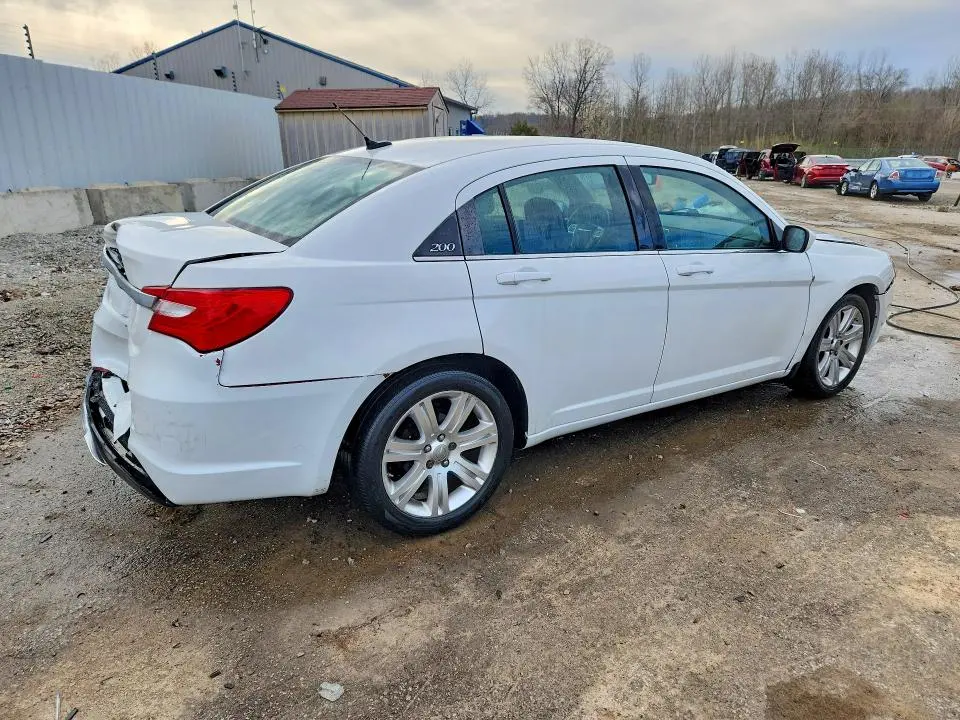 2013 CHRYSLER 200 TOURING  