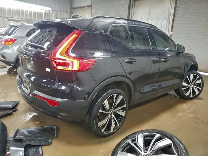 2021 VOLVO XC40 RECHARGE  