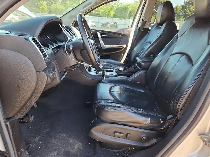 2011 GMC ACADIA SLT-1  