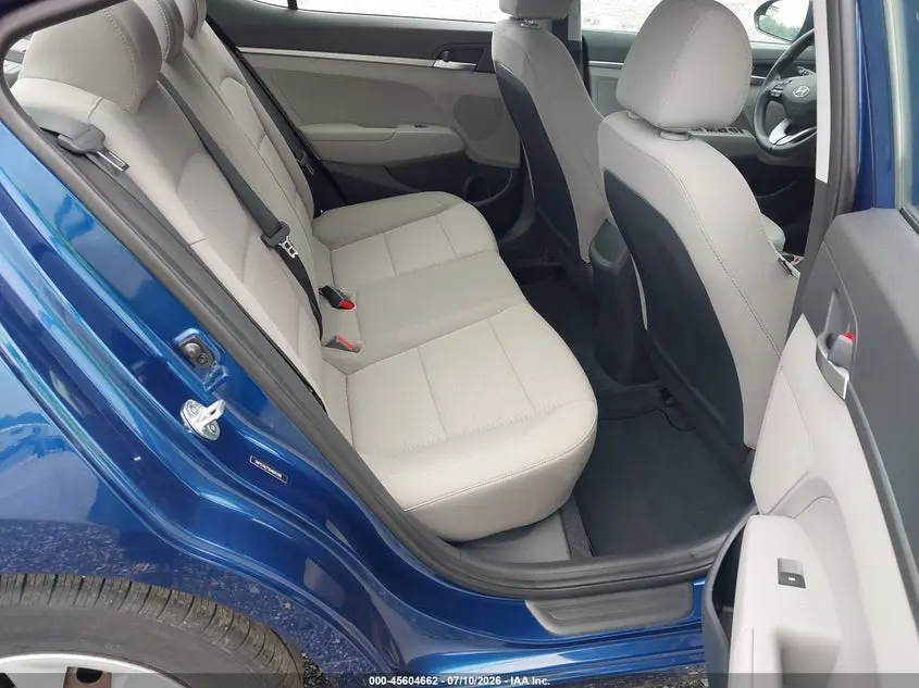 2020 HYUNDAI ELANTRA SE