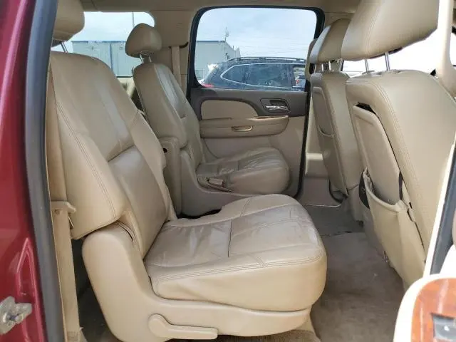 2010 GMC YUKON XL C1500 SLT  