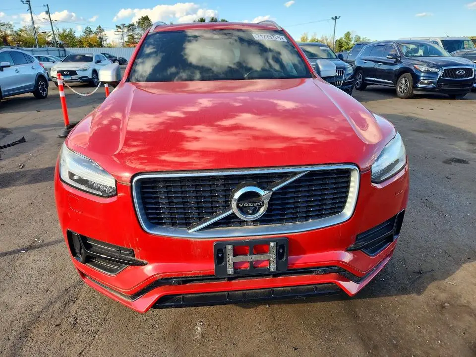 2017 VOLVO XC90 T6  