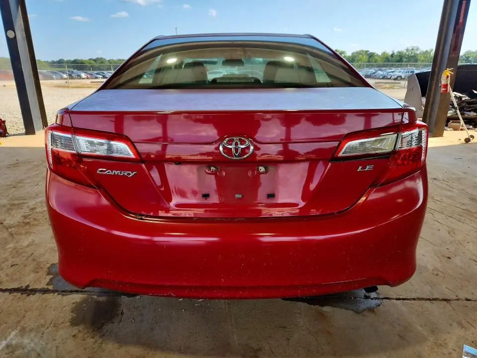 2014 TOYOTA CAMRY LE  