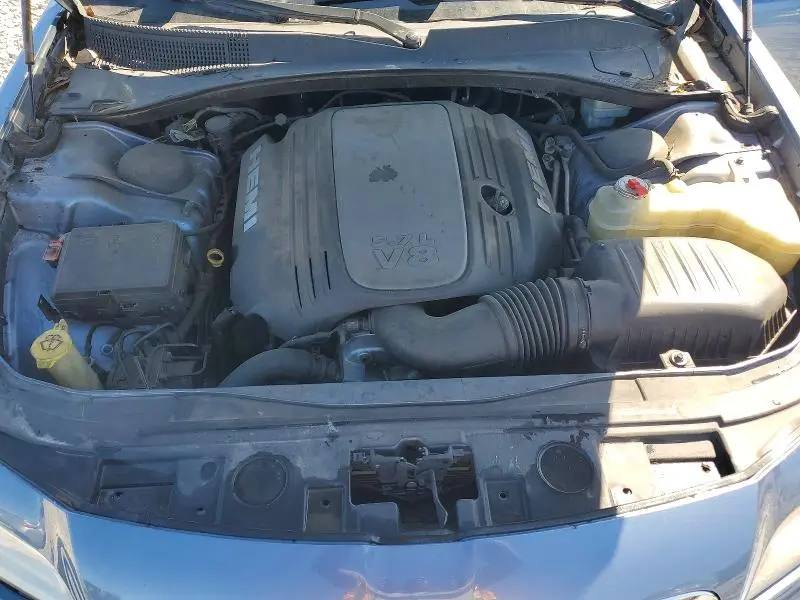 2011 CHRYSLER 300C   