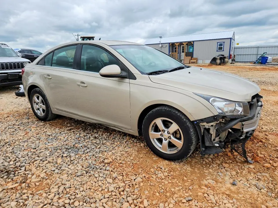 2011 CHEVROLET CRUZE LT  