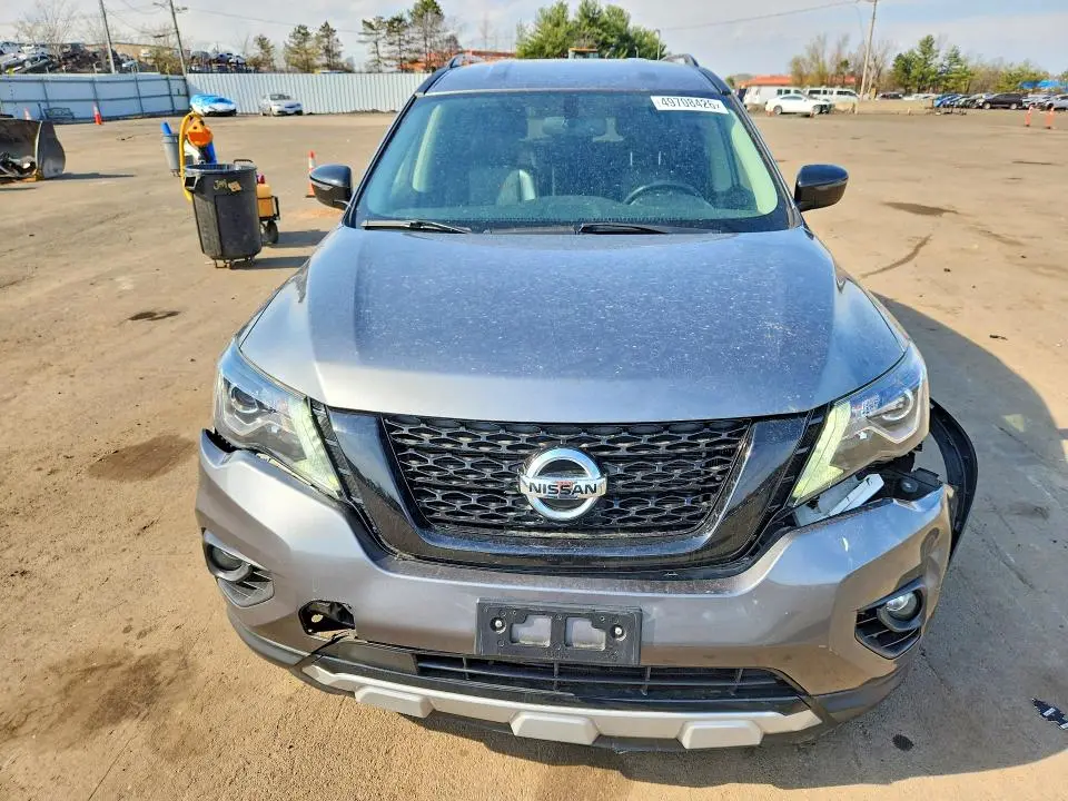 2020 NISSAN PATHFINDER SV  