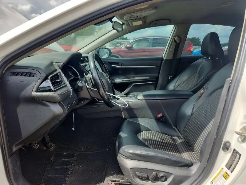 2020 TOYOTA CAMRY SE NIGHTSHADE  