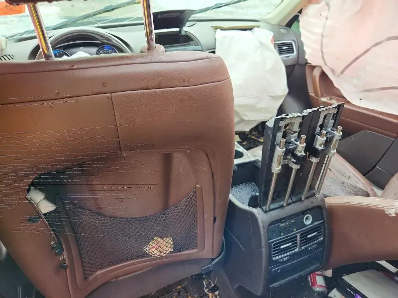2013 VOLKSWAGEN TOUAREG V6 TDI  