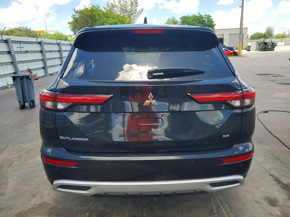 2023 MITSUBISHI OUTLANDER SE  