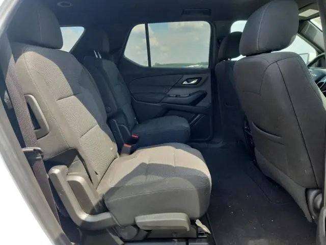2022 CHEVROLET TRAVERSE LT  