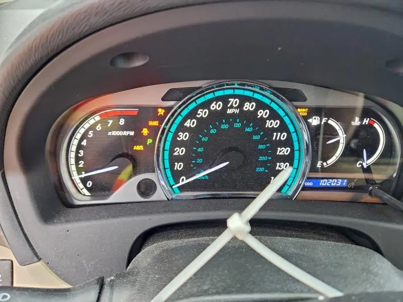 2013 TOYOTA VENZA LE  