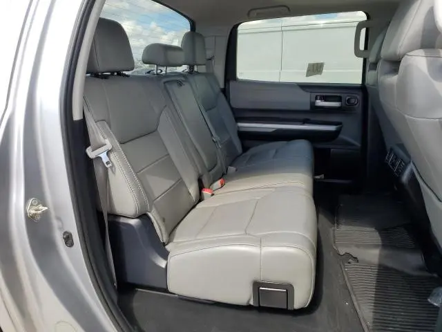 2015 TOYOTA TUNDRA CREWMAX LIMITED  