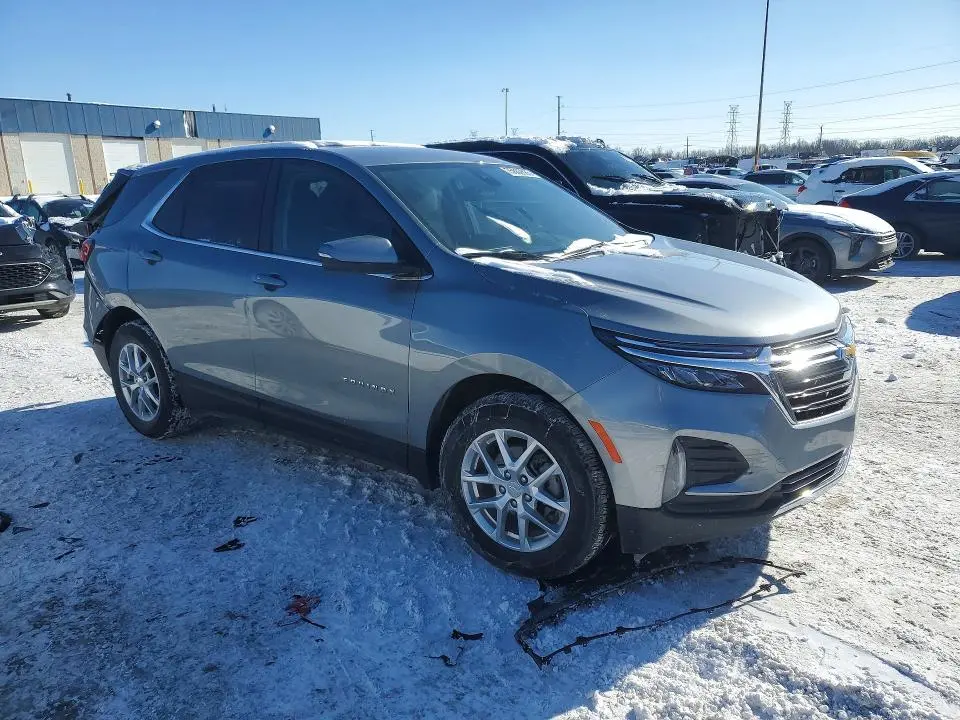 2024 CHEVROLET EQUINOX LT  