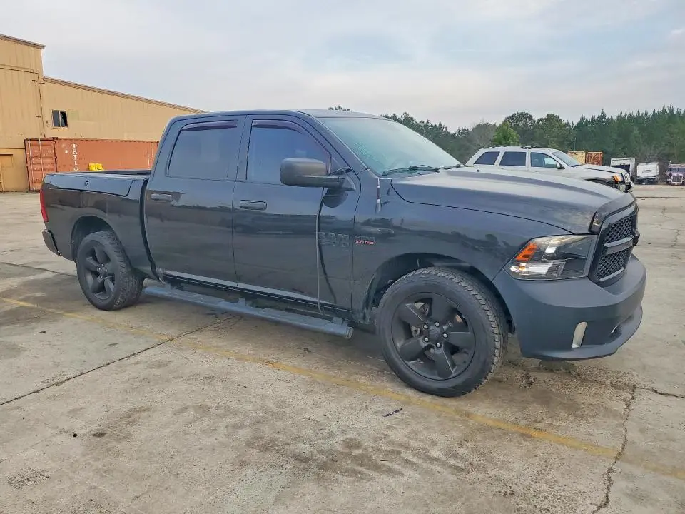 2016 RAM 1500 ST  
