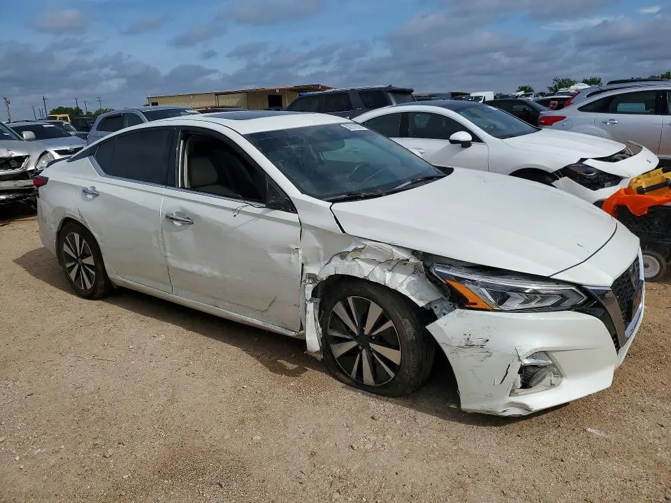 2019 NISSAN ALTIMA SL  