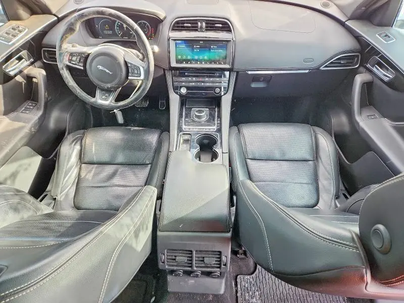 2017 JAGUAR F-PACE R - SPORT  
