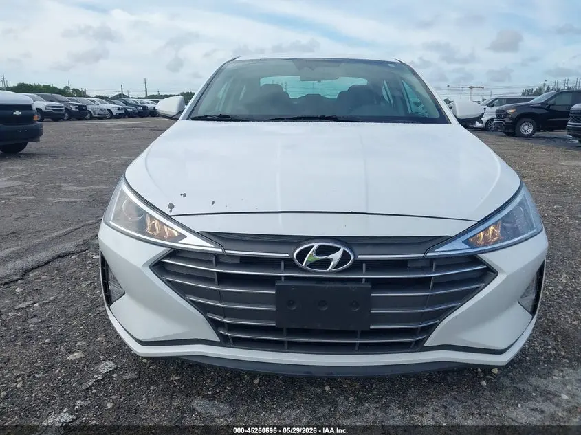 2020 HYUNDAI ELANTRA SE
